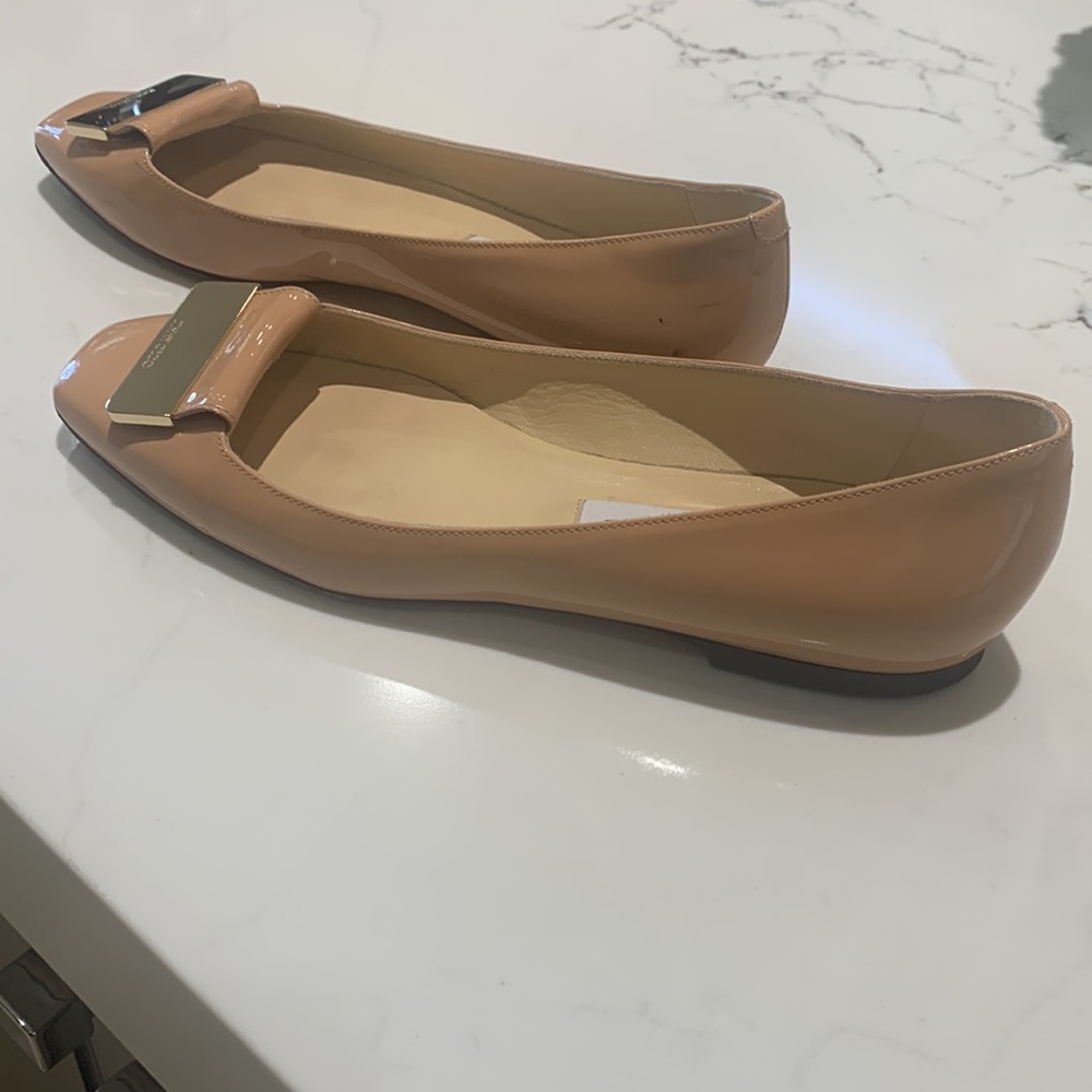 Jimmy Choo Flat Pumps In Neutral Color. Gently Worn. Gem
